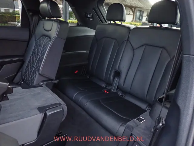 Audi SQ7 4.0TDI QUATTRO 2016 Diesel 13