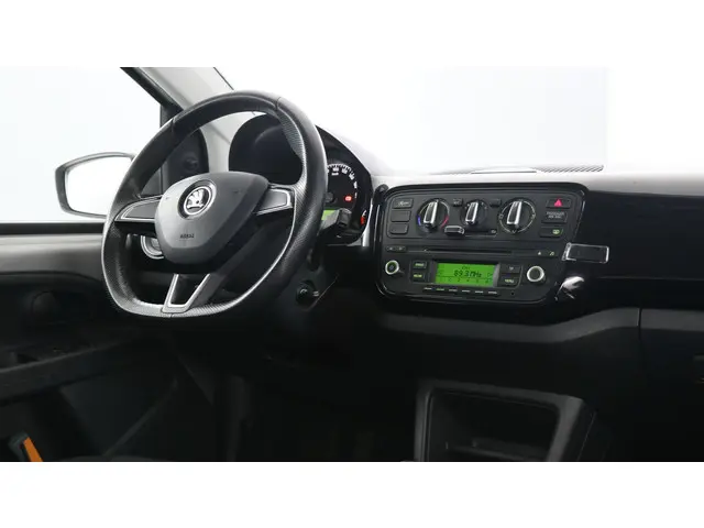Škoda Citigo 1.0 Greentech Fresh 2016 Benzine 18