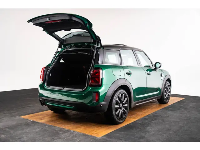 MINI Countryman Cooper SE ALL4 2022 Hybride Benzine 12