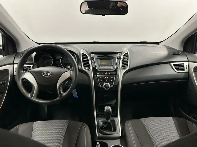 Hyundai i30 1.4 |Airco|Lichtmetaal| 2014 Benzine 2
