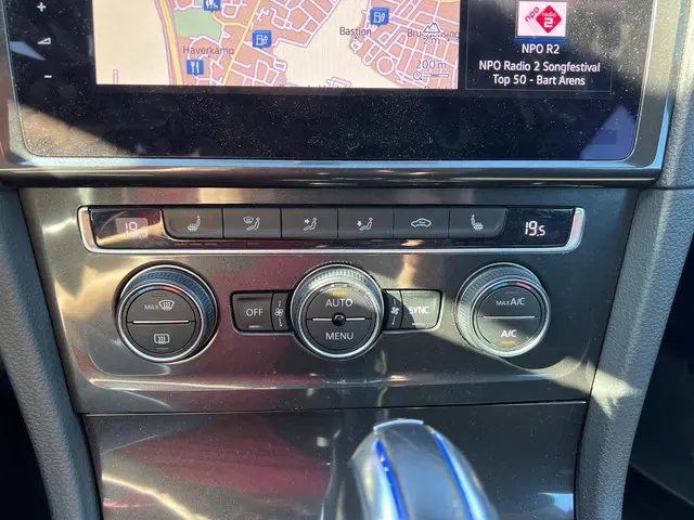 Volkswagen e-Golf E-Golf 2017 Elektrisch 19