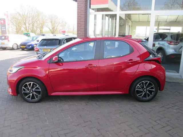 Toyota Yaris 2