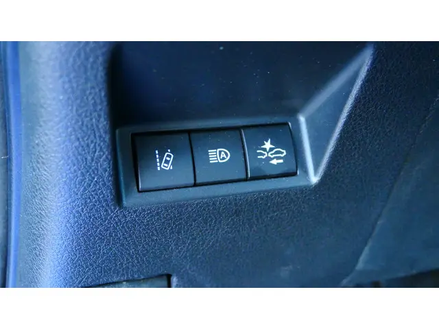 Toyota Yaris 1.5 Hybrid Active 2019 Hybride Benzine 35