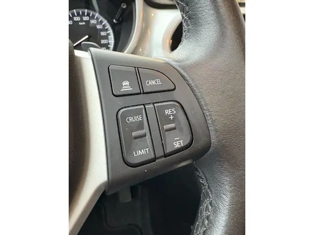 Suzuki Vitara 1.6 High Executive 2016 Benzine 16