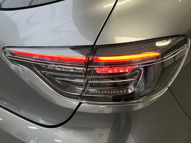 Renault Clio 1.0 TCe 90 GPF evolution 2024 Benzine 33