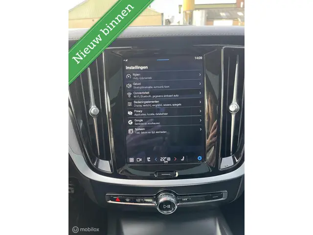 Volvo V60 2.0 B4 Ultimate Dark | 1e eigenaar 2022 Benzine 18