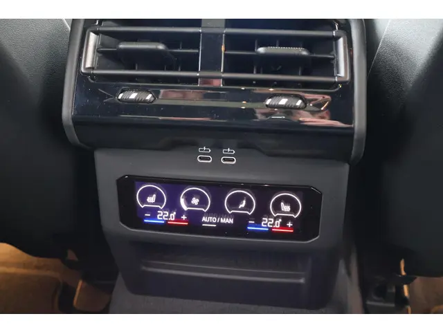 BMW 5 Serie 530e Sedan 2025 Hybride Benzine 11