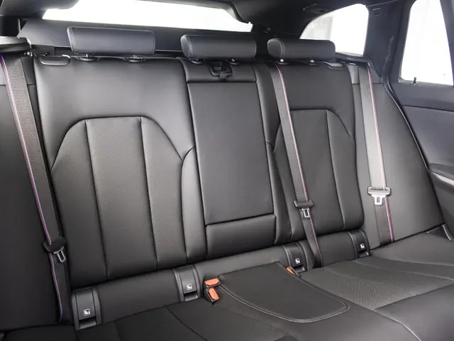 BMW 3 Serie Touring 330e 2026 Hybride Benzine 11