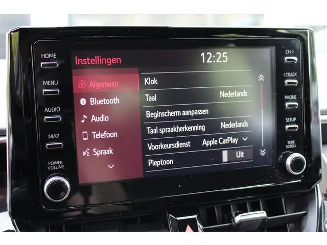 Toyota Corolla 1.8 Hybrid Business 2022 Hybride Benzine 32