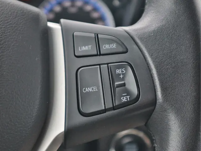 Suzuki S-Cross SX4 1.6 Exclusive 2015 Benzine 17