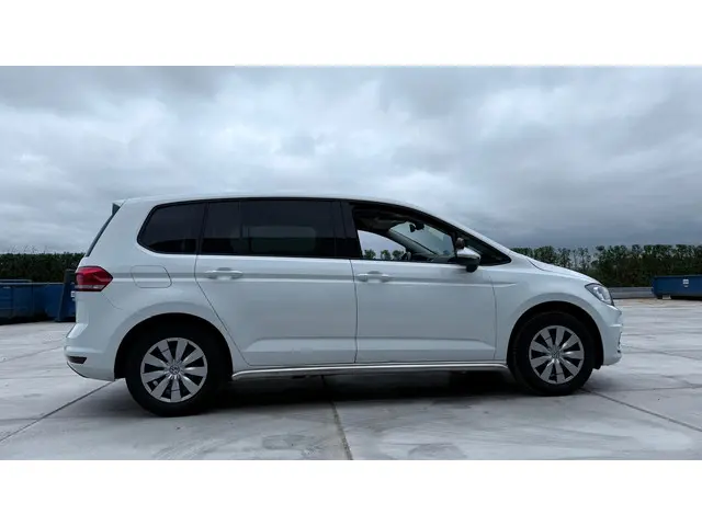 Volkswagen Touran 2.0 TDI SCR Comfortline 2016 Diesel 3