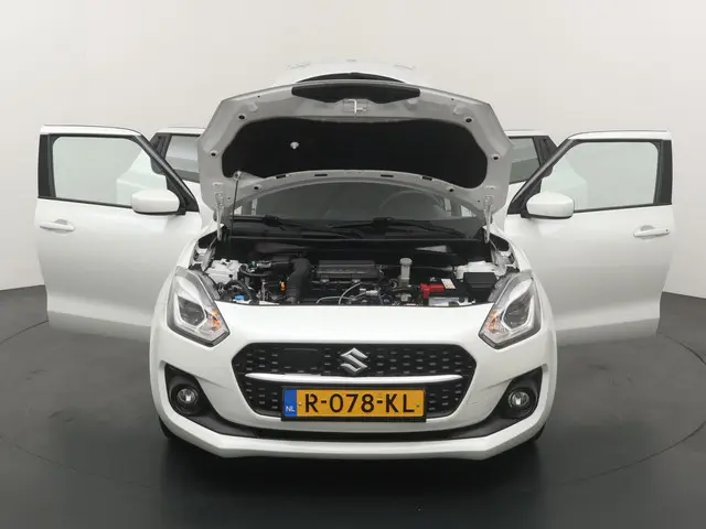 Suzuki Swift 1.2 Select Smart Hybrid 2022 Benzine 24