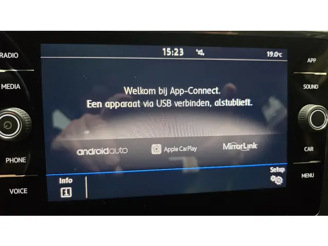 Volkswagen Golf 1.0 TSI Virtual Cockpit 2017 Benzine 18