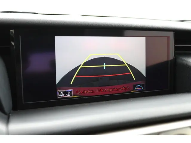 Lexus RC 300h F SPORT Line 2018 Hybride Benzine 9