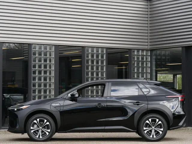 Toyota bZ4X 71kWh/ 360° CAMERA/ ELEKT. KLEP/ 2023 Elektrisch 3