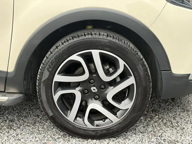 Renault Captur 1.2 TCe Xmod 2016 Benzine 35