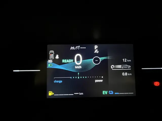 Mitsubishi Grandis 1.8 HEV Intense 2026 Hybride Benzine 23