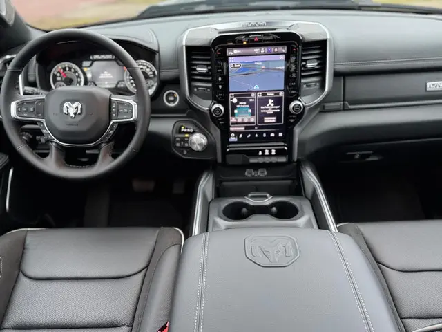 Dodge Ram 1500 Laramie MY2025 2024 Benzine 18