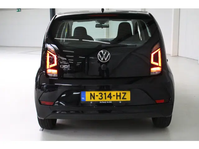 Volkswagen up! 1.0 2021 Benzine 4