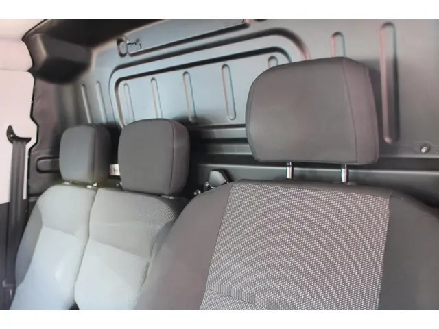 Opel Combo 1.2 PureTech 110 S&S L1 BTW VRIJ !! 2024 Benzine 36