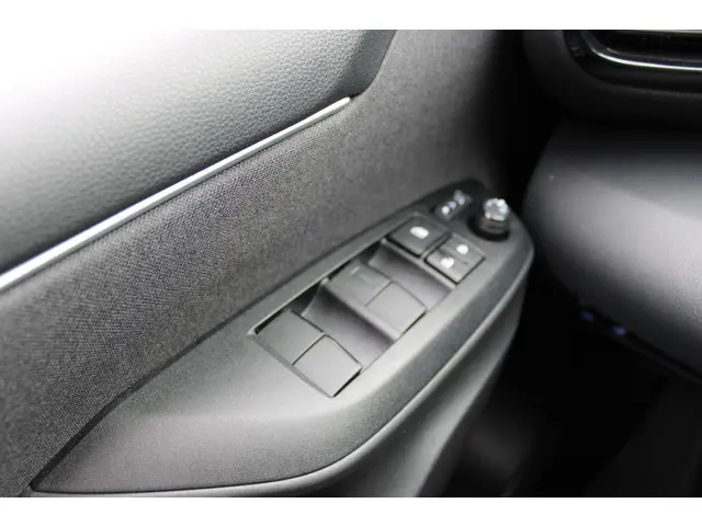 Mazda 2 Hybrid 1.5 Agile 2024 Hybride Benzine 15