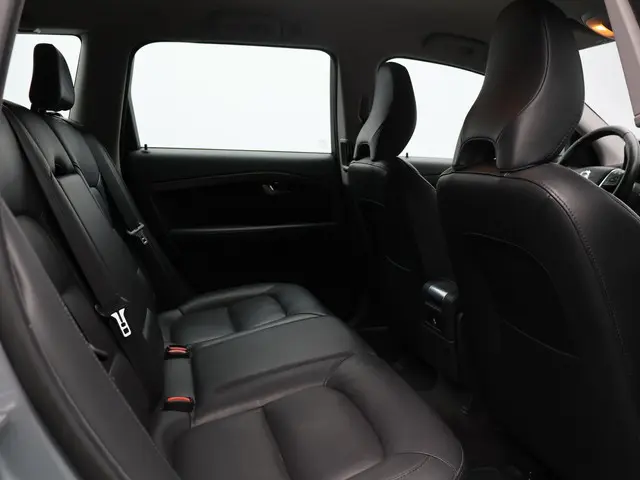 Volvo V70 T4 Automaat Polar 2016 Benzine 10