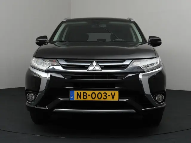 Mitsubishi Outlander 2.0 PHEV Pure 2016 Hybride Benzine 30