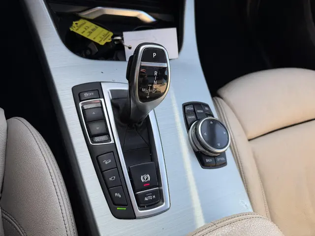 BMW X3 xDrive35i High Executive 2014 Benzine 11