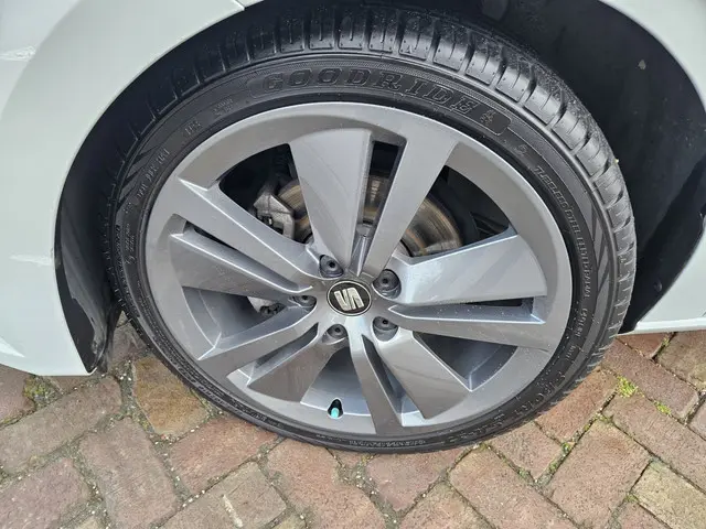 SEAT Leon 1.4 EcoTSI FR Connect 2016 Benzine 3