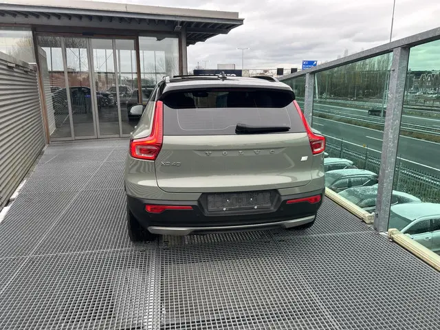 Volvo XC40 3