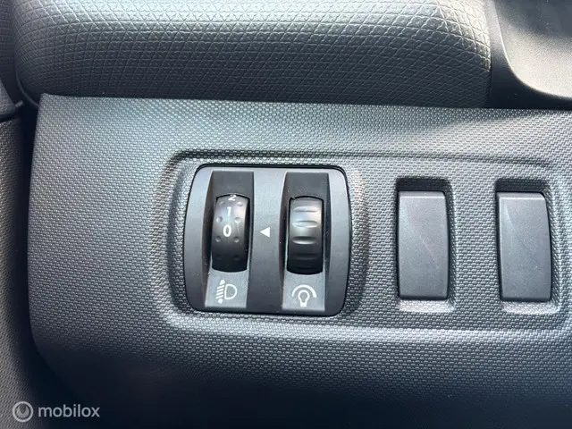 Renault Clio 1.2 GT|AUTOMAAT|CAMERA|PDC|AIRCO 2015 Benzine 24