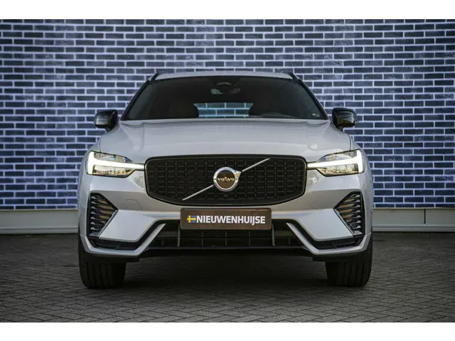 Volvo XC60 B5 Plus Dark 2023 Benzine 9