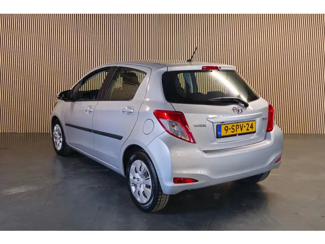 Toyota Yaris 1.3 VVT-i Aspiration 2013 Benzine 7