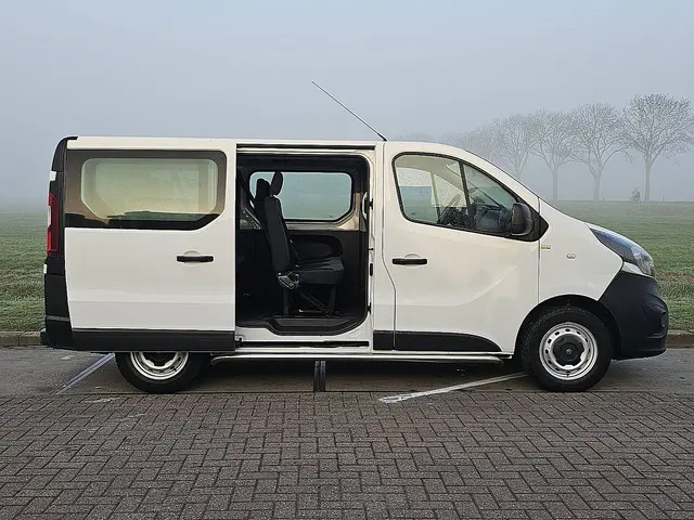 Opel Vivaro 1.6 2019 Diesel 15