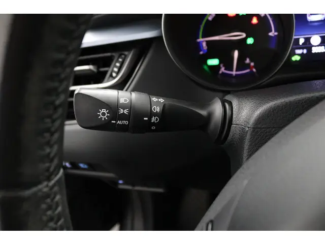 Toyota C-HR 2.0 Hybrid Dynamic 2021 Hybride Benzine 29