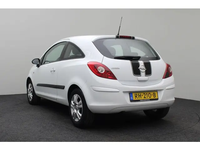 Opel Corsa 1.4-16V Design Edition 2013 Benzine 7