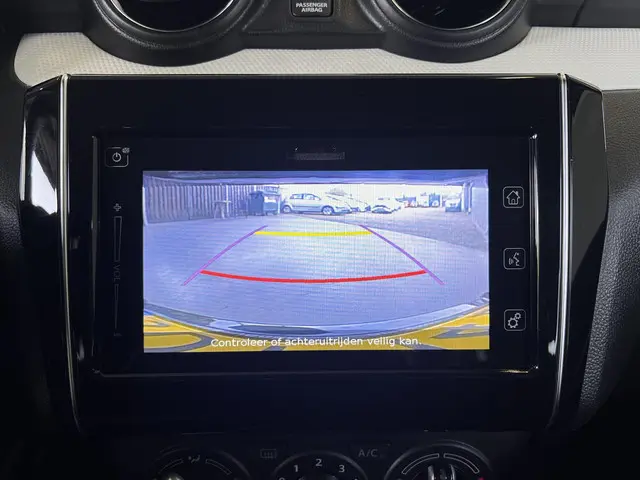 Suzuki Swift 1.0 Select 2019 Benzine 14