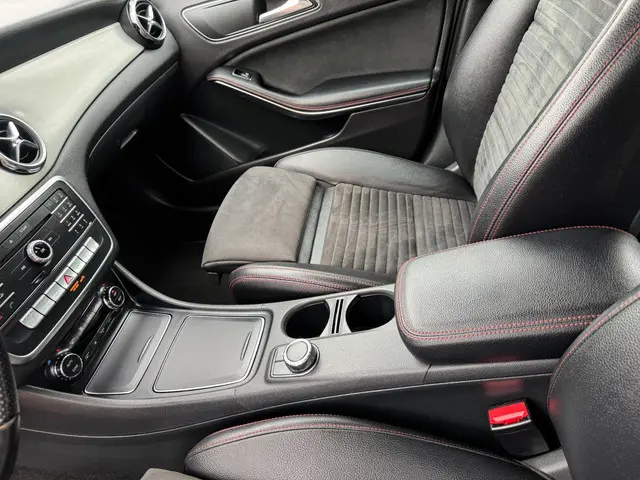 Mercedes-Benz GLA 200 d 2018 Diesel 17