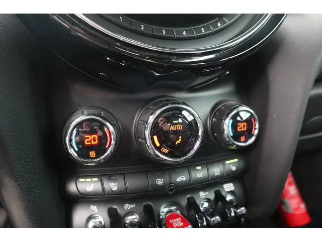 MINI 3-Deurs Cooper S 2018 Benzine 17