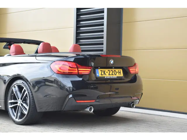 BMW 4 Serie Cabrio 440i High Executive 2019 Benzine 6