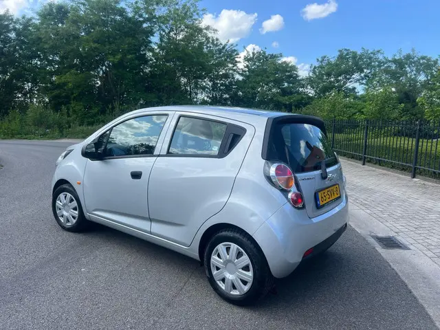 Chevrolet Spark 3