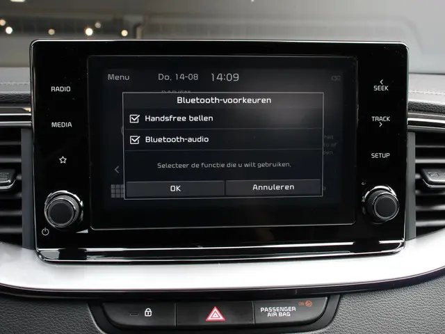 Kia XCeed 1.6 GDi PHEV DynamicLine 2025 Hybride Benzine 24