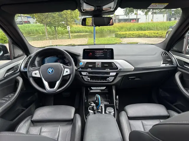 BMW iX3 High Executive 80 kWh 2021 Elektrisch 10