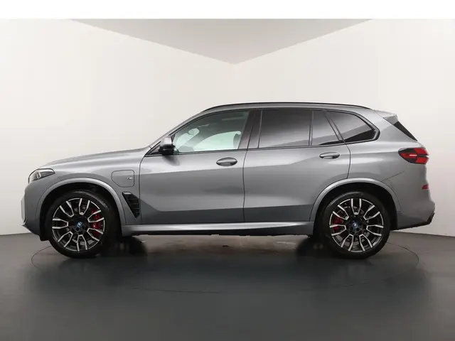 BMW X5 xDrive50e 2024 Hybride Benzine 11