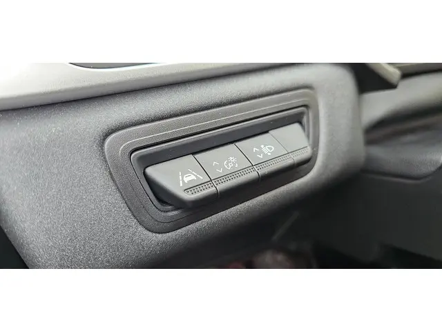 Renault Captur 1.0 TCe 90 evolution 2023 Benzine 31