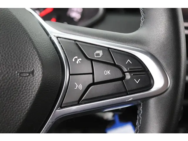 Renault Clio 1.0 TCe Zen 2020 Benzine 36