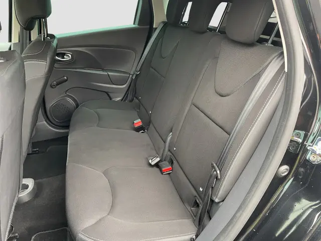 Renault Clio Estate 0.9 TCe Night&Day 2015 Benzine 21
