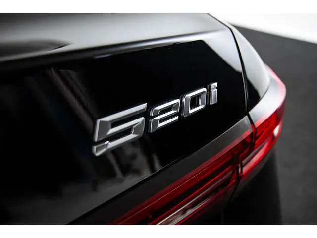 BMW 5 Serie 520i 2024 Benzine 34