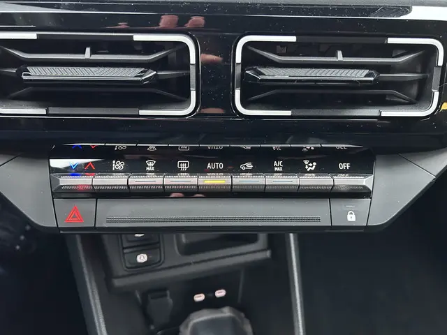 Renault 4 comfort range iconic 52 kWh 2025 Elektrisch 18