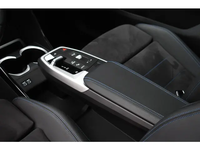BMW X1 xDrive25e M-Sport 2023 Hybride Benzine 69